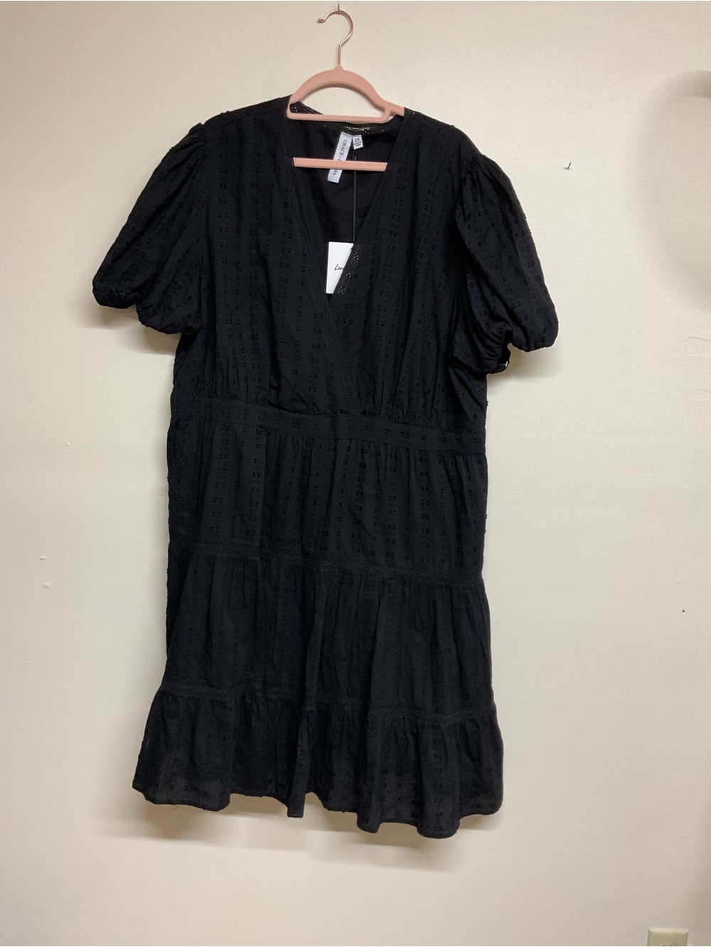 Lightweight Black Eyelet Puff-Sleeve Midi Dress